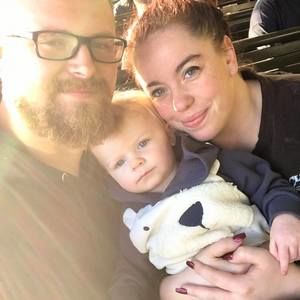 Meet your Posher, Marshall